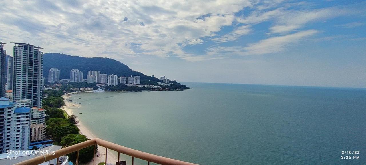 Апартаменты Sea View Paradise Танджунг-Бунга Экстерьер фото