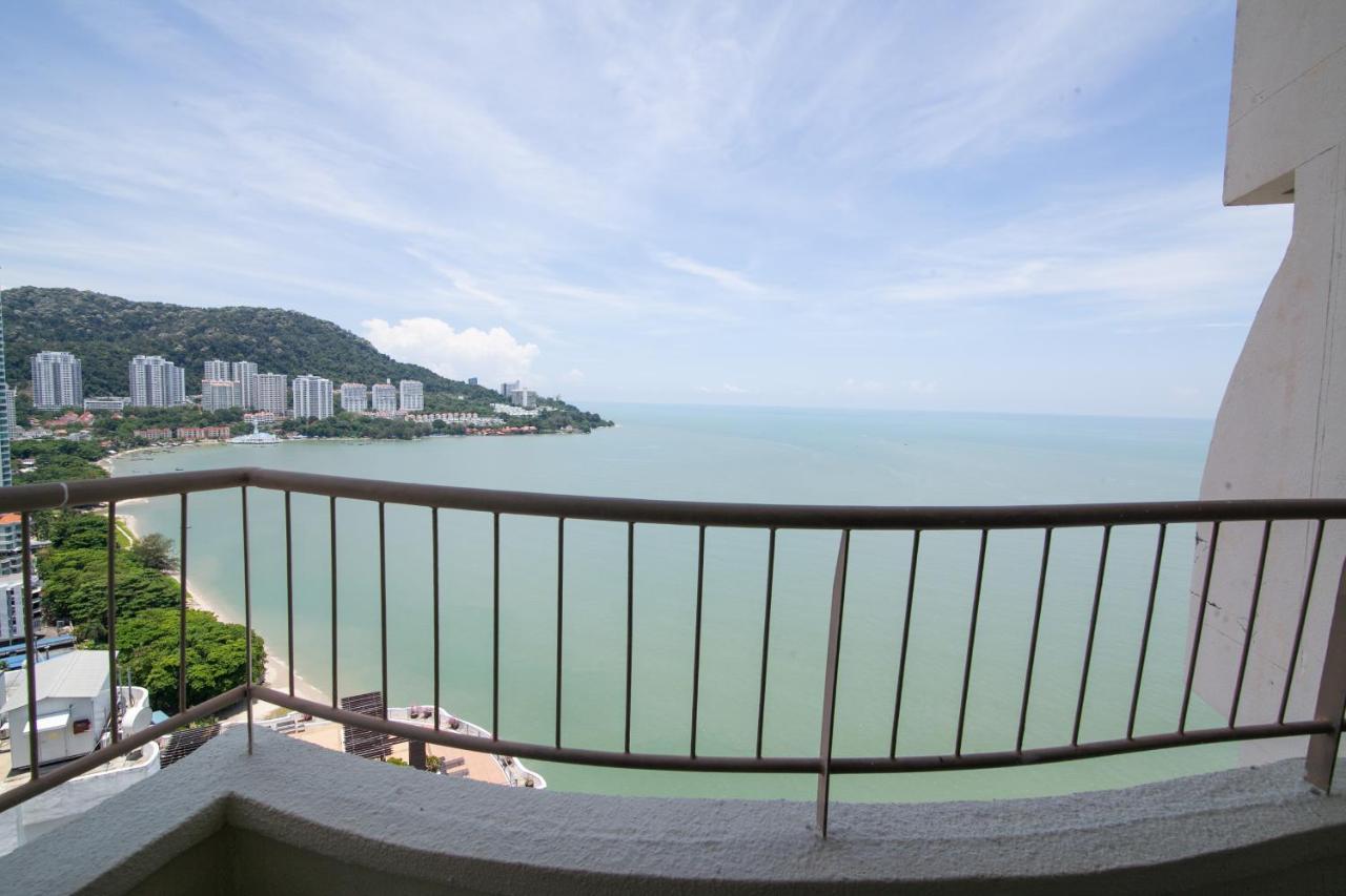Апартаменты Sea View Paradise Танджунг-Бунга Экстерьер фото